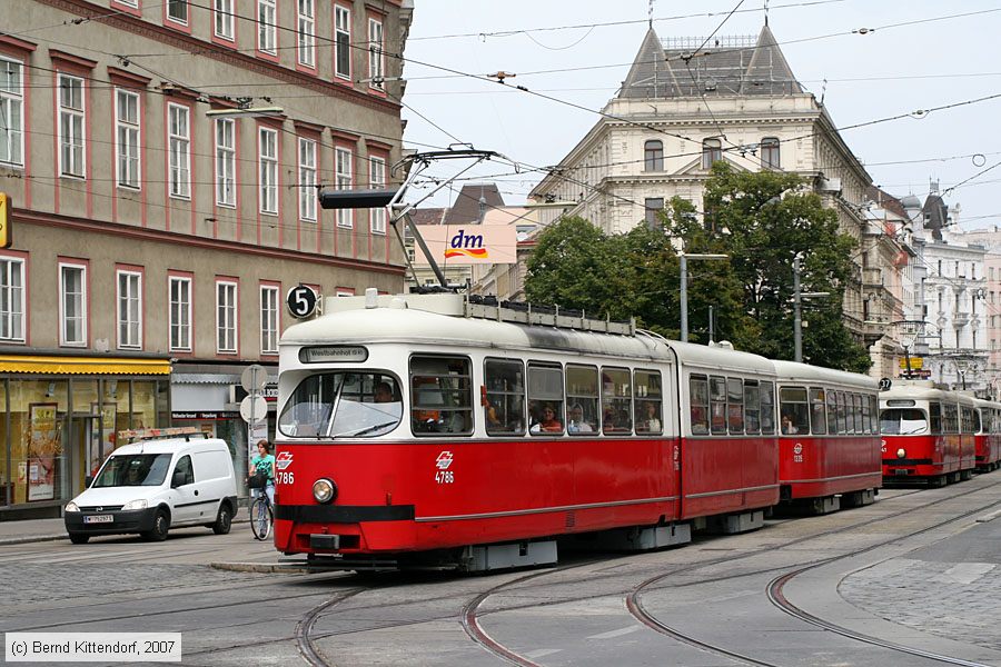 Wien - Straßenbahn - 4786
/ Bild: wien4786_bk0708100199.jpg