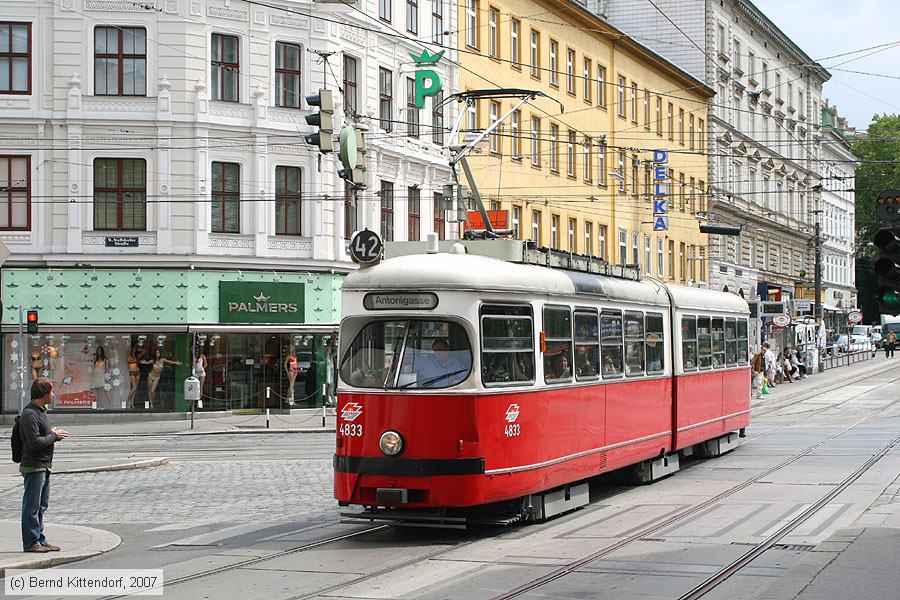 Wien - Straßenbahn - 4833
/ Bild: wien4833_bk0708100210.jpg
