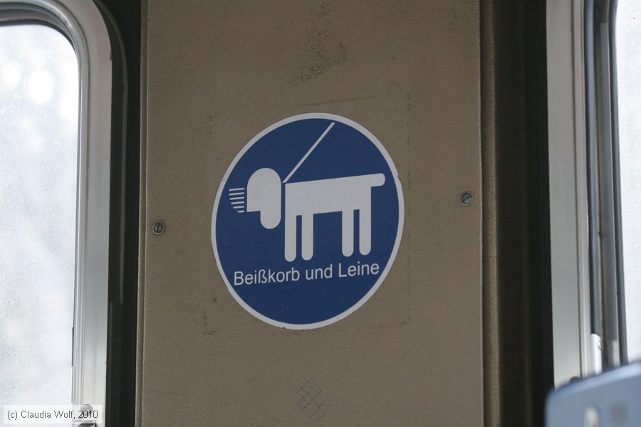 Wien - Straßenbahn - 4834 - Innenansicht
/ Bild: wien4834_cw1002230092.jpg
