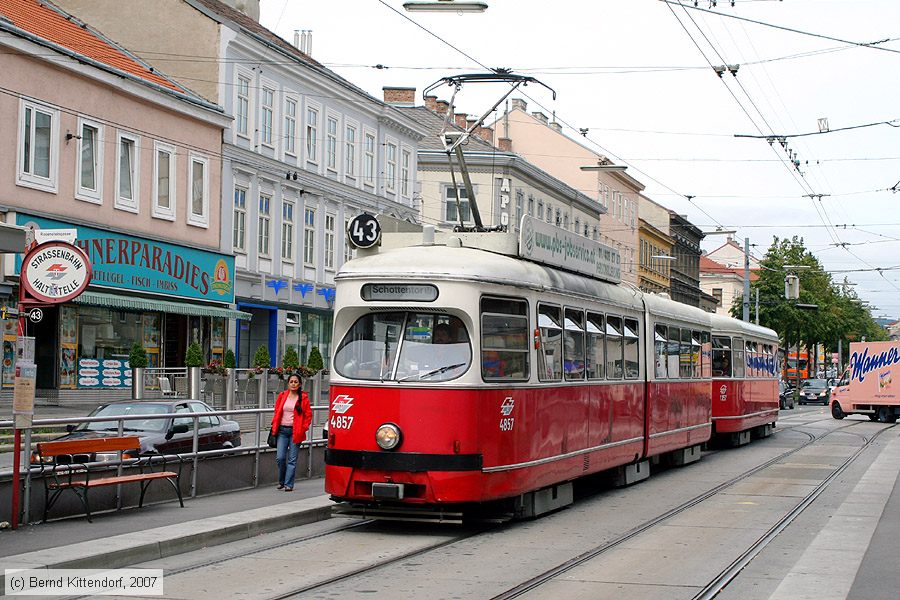 Wien - Straßenbahn - 4857
/ Bild: wien4857_bk0708100037.jpg Wien - Straßenbahn - 4857
/ Bild: wien4857_bk0708100037.jpg