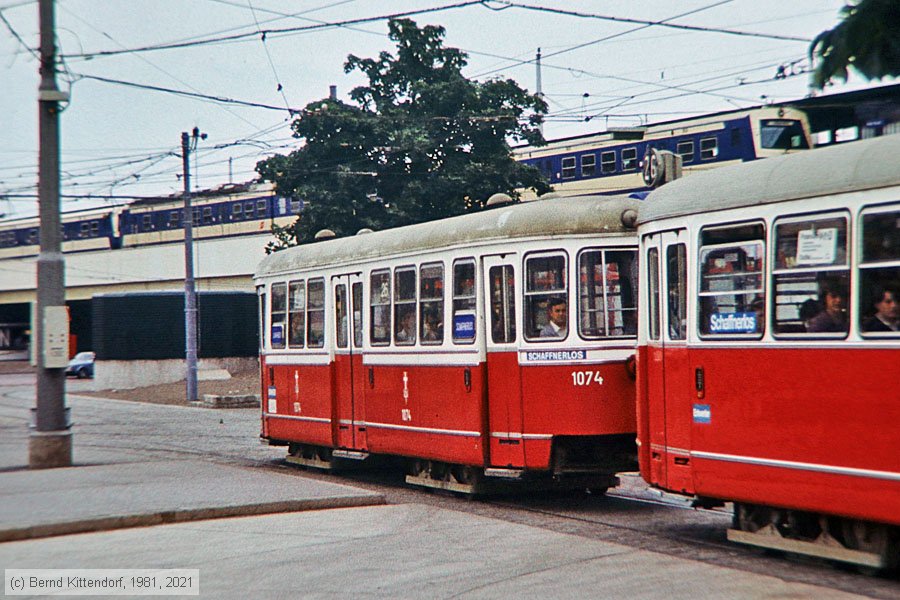 Wien - Straßenbahn - 1074
/ Bild: wien1074_bd037812.jpg Wien - Straßenbahn - 1074
/ Bild: wien1074_bd037812.jpg