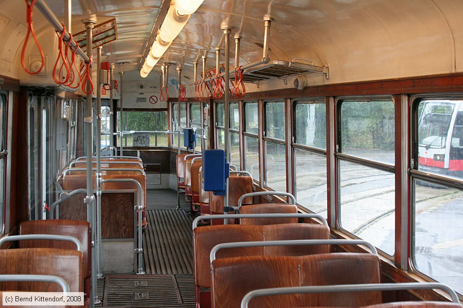 Wien - Straßenbahn - 1225 - Innenansicht
/ Bild: wien1225_bk0809150109.jpg Wien - Straßenbahn - 1225 - Innenansicht
/ Bild: wien1225_bk0809150109.jpg