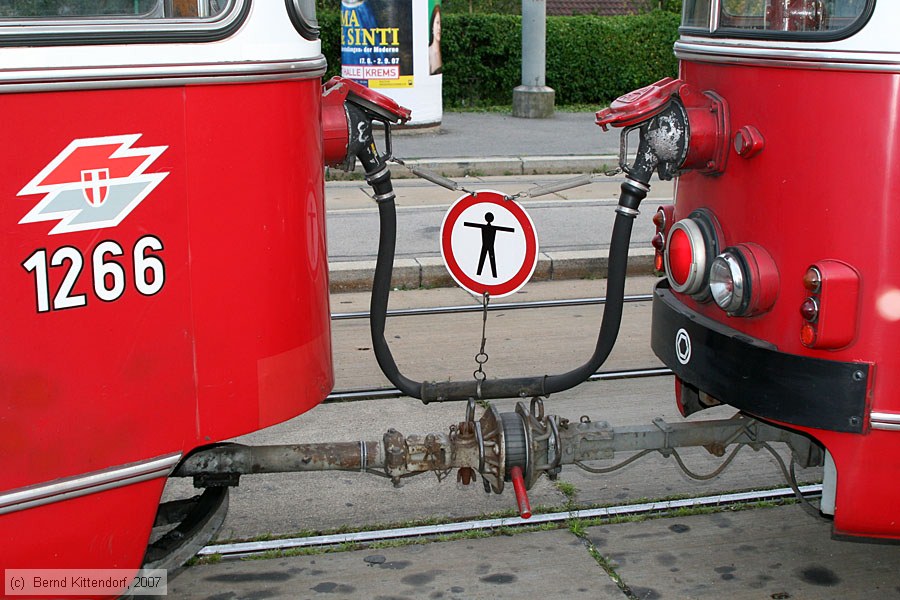 Wien - Straßenbahn - 1266
/ Bild: wien1266_bk0708080183.jpg