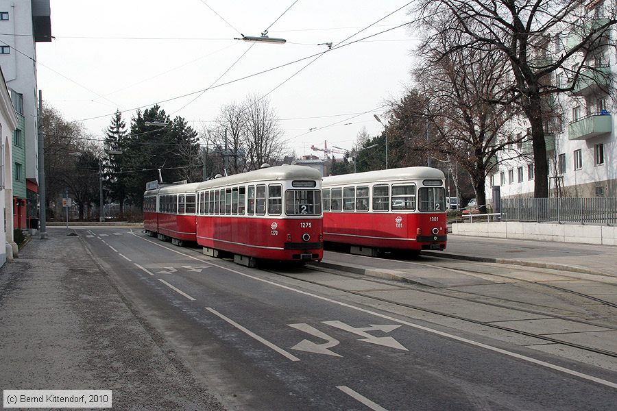 Wien - Straßenbahn - 1279
/ Bild: wien1279_bk1002230276.jpg Wien - Straßenbahn - 1279
/ Bild: wien1279_bk1002230276.jpg