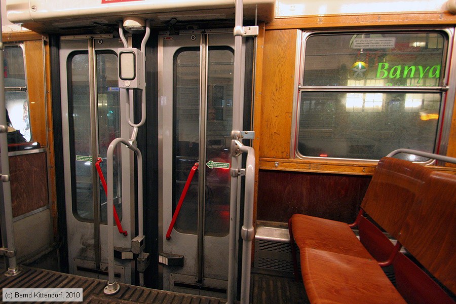 Wien - Straßenbahn - 1280 - Innenansicht
/ Bild: wien1280_bk1002260566.jpg
