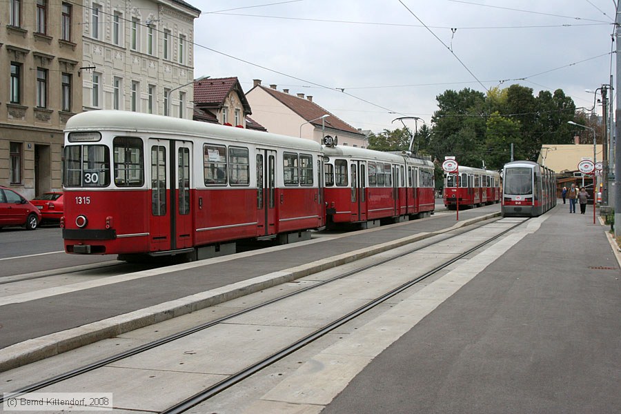 Wien - Straßenbahn - 1315
/ Bild: wien1315_bk0809170195.jpg Wien - Straßenbahn - 1315
/ Bild: wien1315_bk0809170195.jpg
