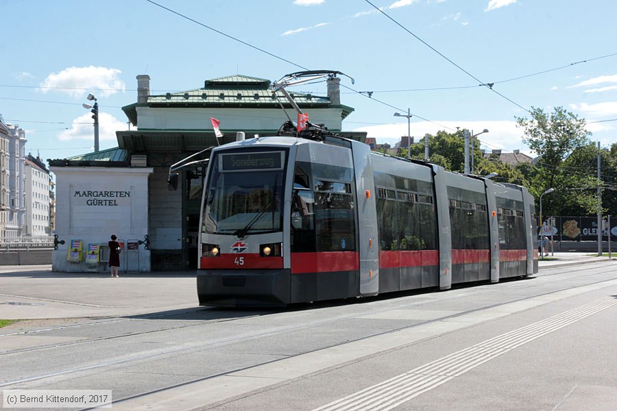 Wien - Stra&szlig;enbahn - 45
/ Bild: wien45_bk1707280043.jpg