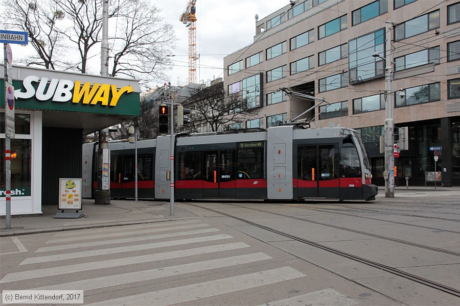 Wien - Straßenbahn - 53
/ Bild: wien53_bk1702230057.jpg