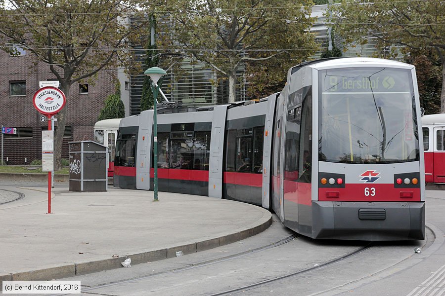 Wien - Straßenbahn - 63
/ Bild: wien63_bk1608290026.jpg Wien - Straßenbahn - 63
/ Bild: wien63_bk1608290026.jpg
