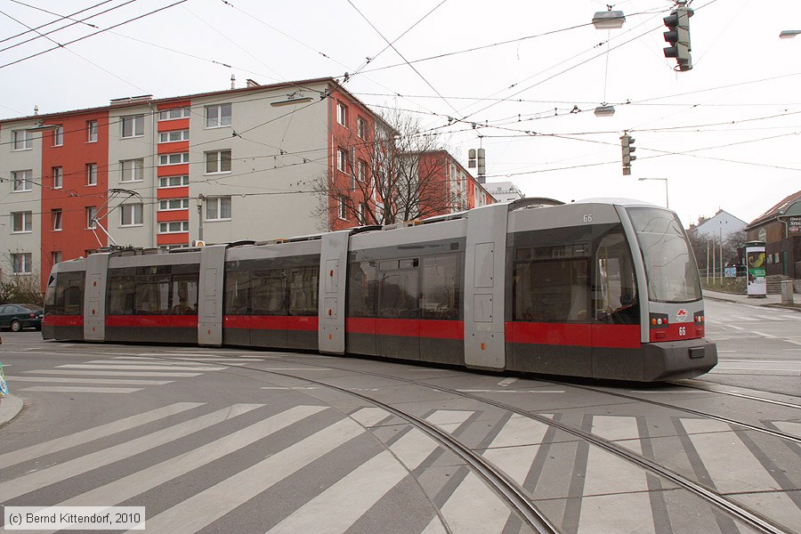 Wien - Straßenbahn - 66
/ Bild: wien66_bk1002230318.jpg