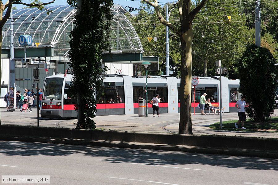 Wien - Straßenbahn - 79
/ Bild: wien79_bk1707280132.jpg