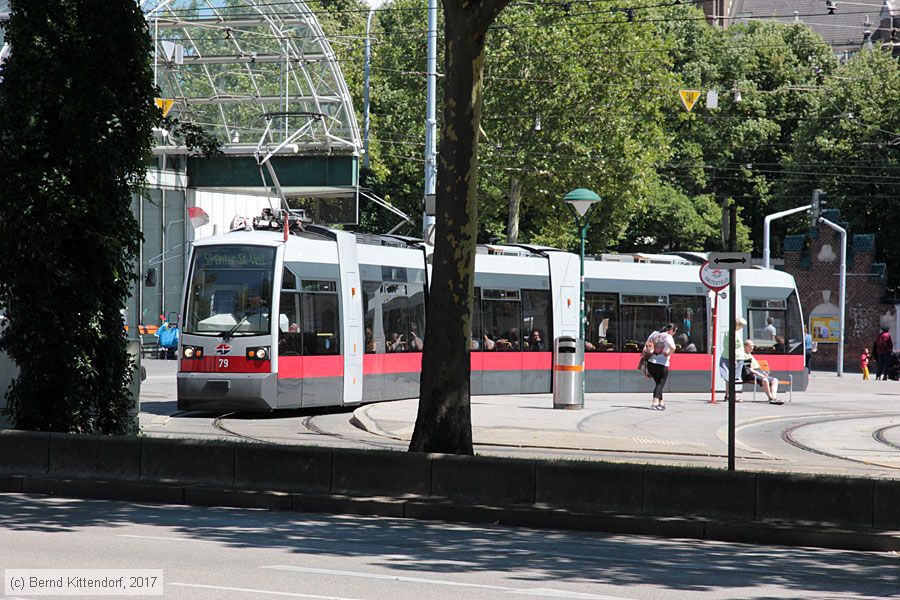Wien - Stra&szlig;enbahn - 79
/ Bild: wien79_bk1707280133.jpg