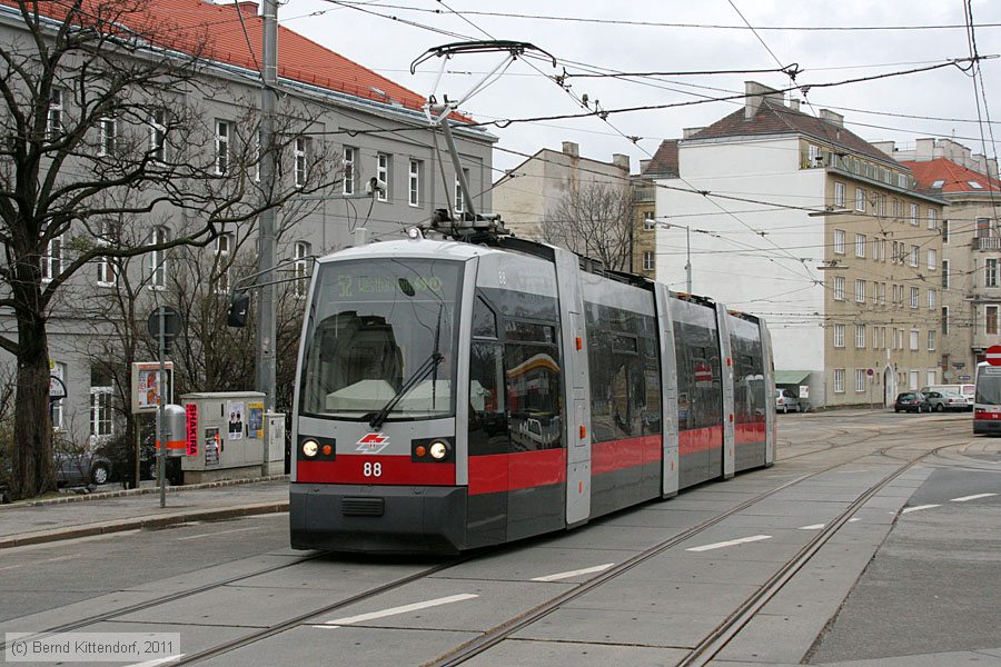 Wien - Straßenbahn - 88
/ Bild: wien88_bk1103190028.jpg