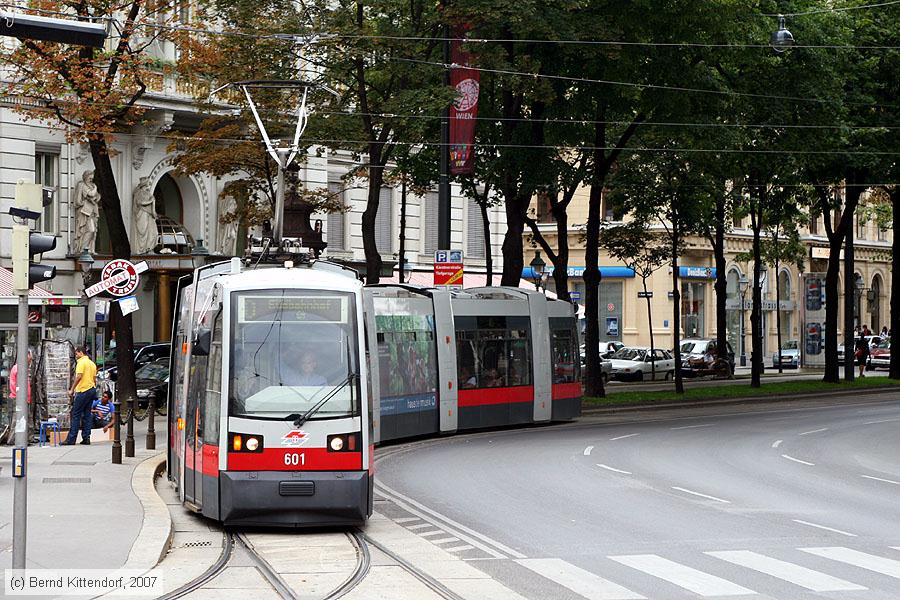 Wien - Stra&szlig;enbahn - 601
/ Bild: wien601_bk0708100268.jpg