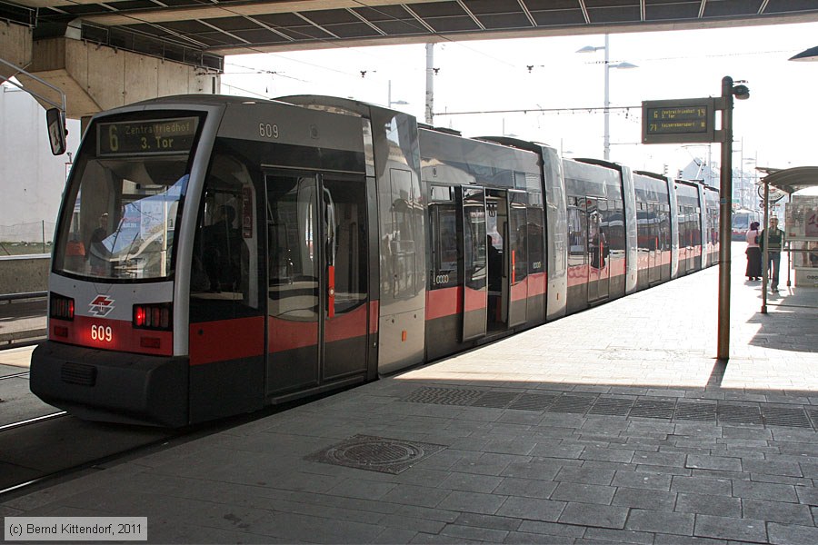 Wien - Straßenbahn - 609
/ Bild: wien609_bk1103150054.jpg