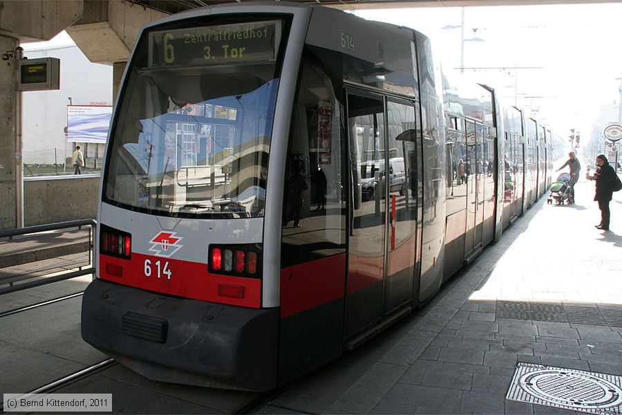 Wien - Straßenbahn - 614
/ Bild: wien614_bk1103150033.jpg