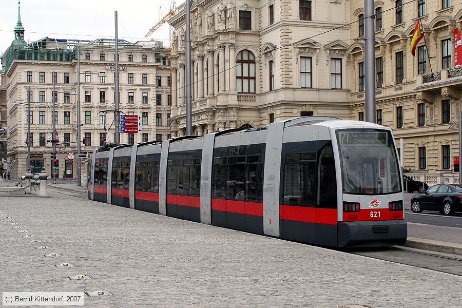 Wien - Stra&szlig;enbahn - 621
/ Bild: wien621_bk0708100241.jpg