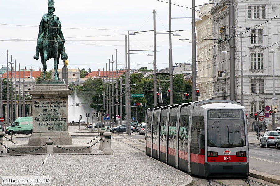 Wien - Straßenbahn - 621
/ Bild: wien621_bk0708100257.jpg Wien - Straßenbahn - 621
/ Bild: wien621_bk0708100257.jpg