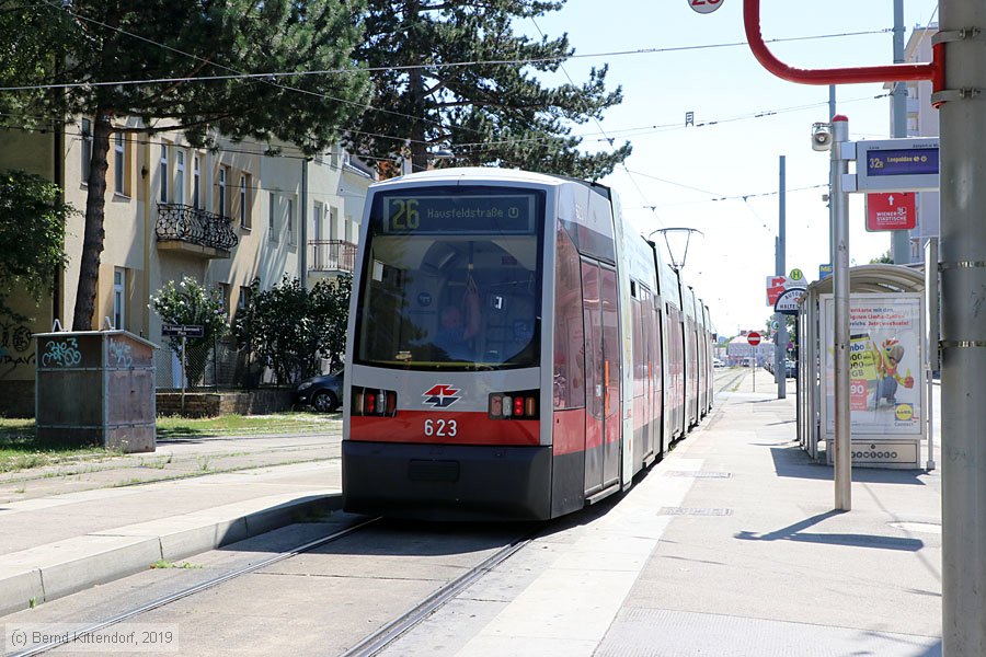 Wien - Straßenbahn - 623
/ Bild: wien623_bk1907240154.jpg Wien - Straßenbahn - 623
/ Bild: wien623_bk1907240154.jpg