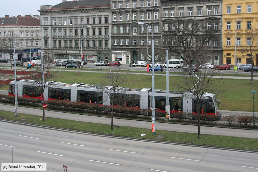 Wien - Straßenbahn - 633
/ Bild: wien633_bk1103190006.jpg Wien - Straßenbahn - 633
/ Bild: wien633_bk1103190006.jpg