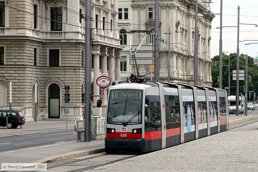 Wien - Straßenbahn - 639
/ Bild: wien639_bk0708100258.jpg