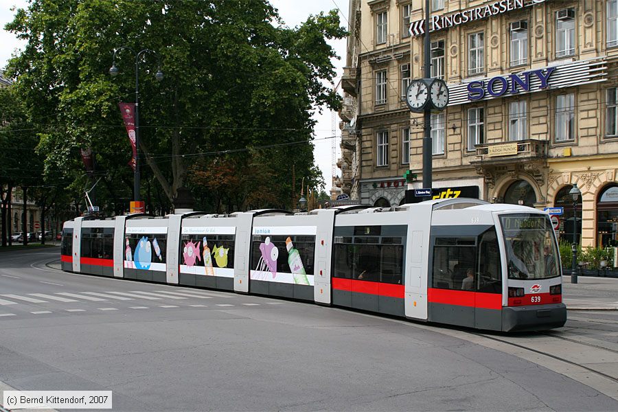 Wien - Straßenbahn - 639
/ Bild: wien639_bk0708100261.jpg Wien - Straßenbahn - 639
/ Bild: wien639_bk0708100261.jpg