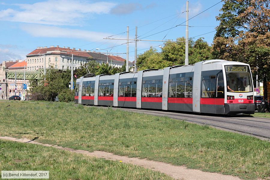 Wien - Straßenbahn - 640
/ Bild: wien640_bk1707280056.jpg Wien - Straßenbahn - 640
/ Bild: wien640_bk1707280056.jpg