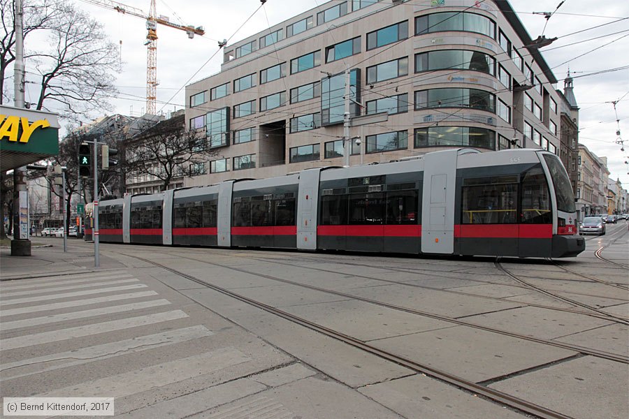Wien - Stra&szlig;enbahn - 646
/ Bild: wien646_bk1702230097.jpg