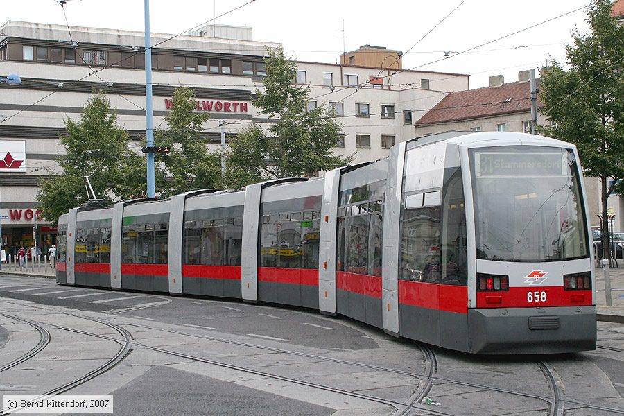 Wien - Straßenbahn - 658
/ Bild: wien658_bk0708110132.jpg
