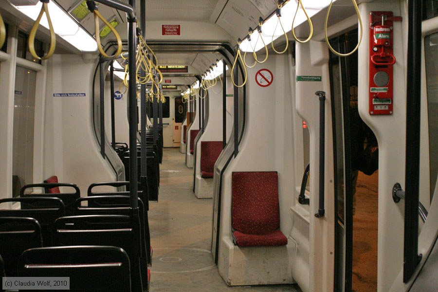 Wien - Straßenbahn - 673 - Innenansicht
/ Bild: wien673_cw1002220125.jpg