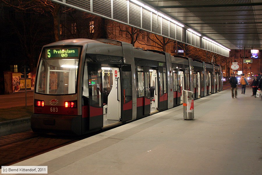 Wien - Straßenbahn - 683
/ Bild: wien683_bk1103140459.jpg