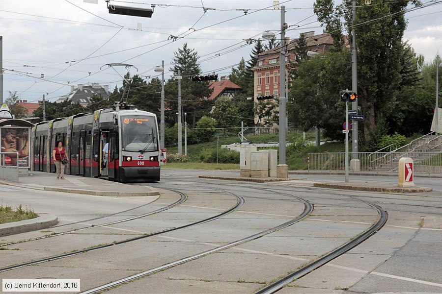 Wien - Stra&szlig;enbahn - 690
/ Bild: wien690_bk1608290049.jpg