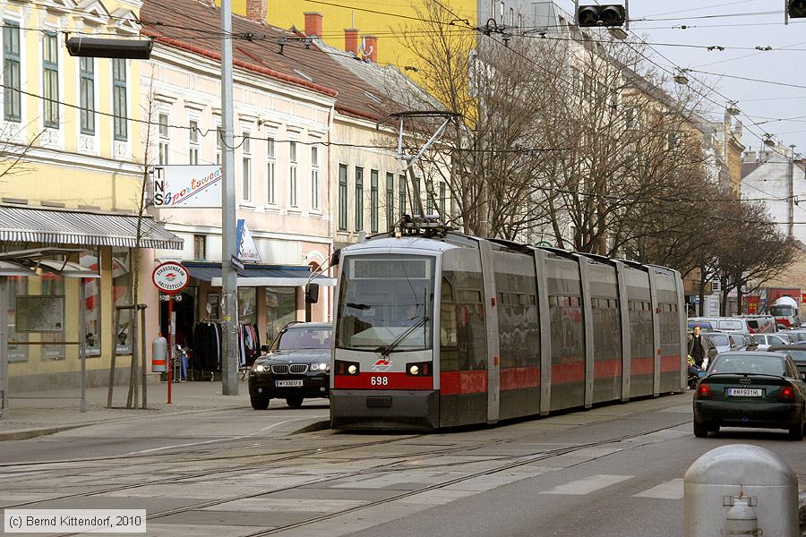 Wien - Straßenbahn - 698
/ Bild: wien698_bk1002230359.jpg