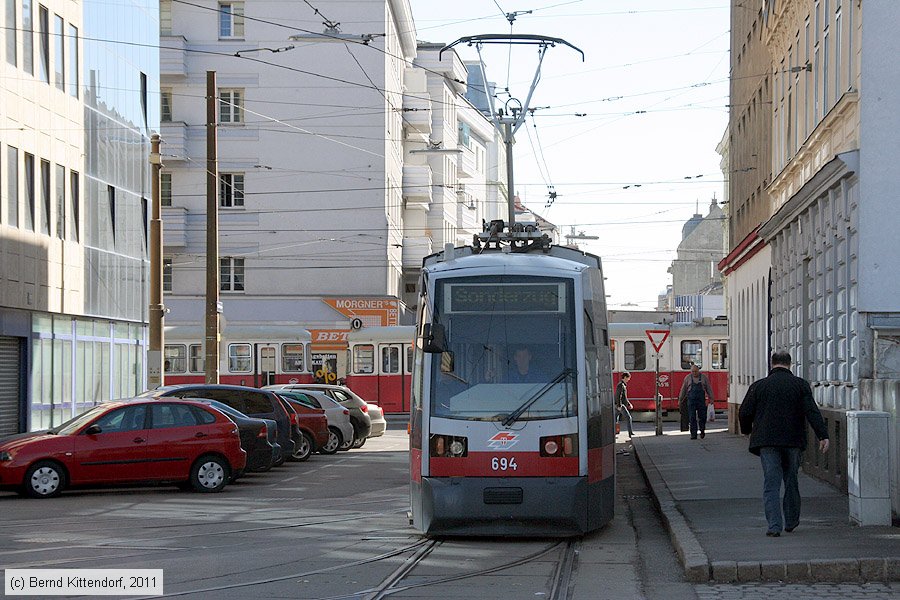Wien - Straßenbahn - 694
/ Bild: wien694_bk1103140041.jpg