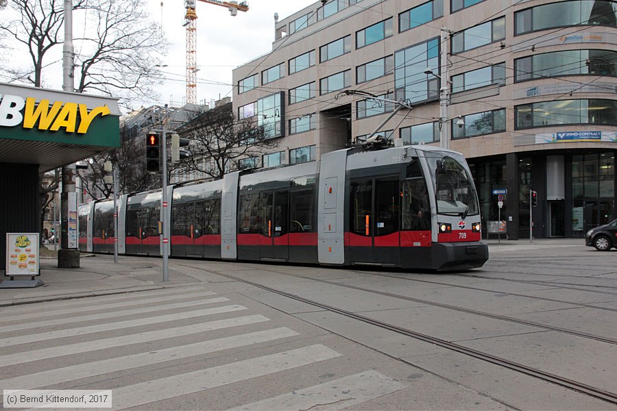 Wien - Straßenbahn - 709
/ Bild: wien709_bk1702230049.jpg