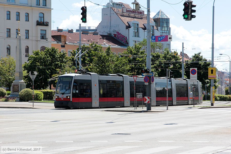 Wien - Straßenbahn - 712
/ Bild: wien712_bk1707280131.jpg