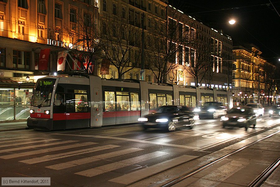 Wien - Stra&szlig;enbahn - 713
/ Bild: wien713_bk1103130117.jpg