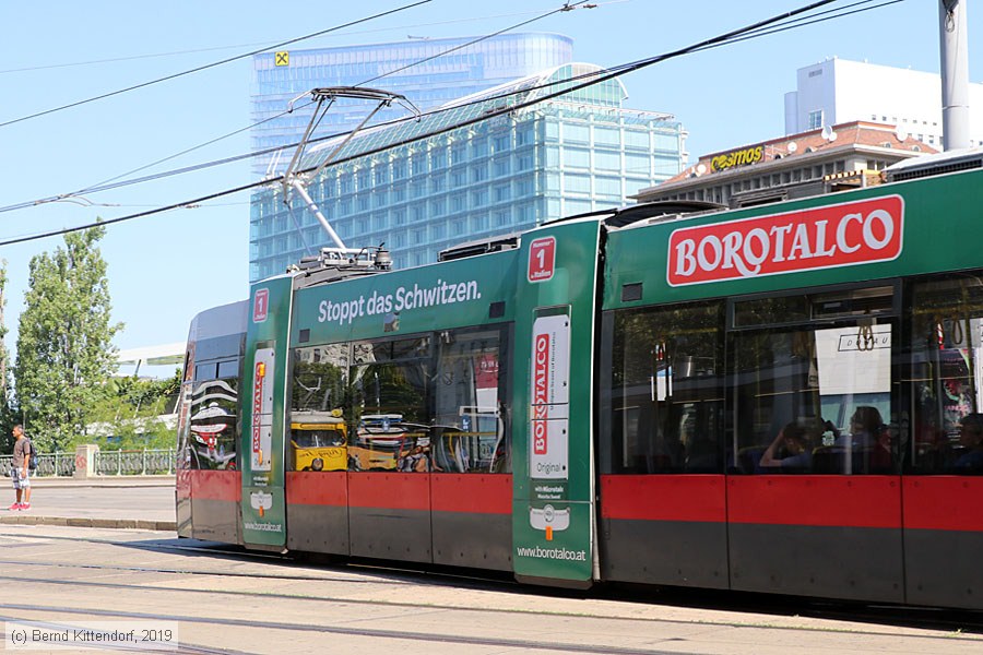 Wien - Straßenbahn - 732
/ Bild: wien732_bk1907240008.jpg