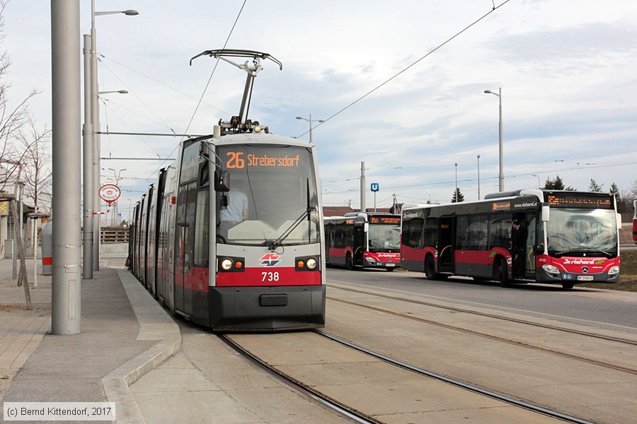 Wien - Stra&szlig;enbahn - 738
/ Bild: wien738_bk1702230431.jpg
