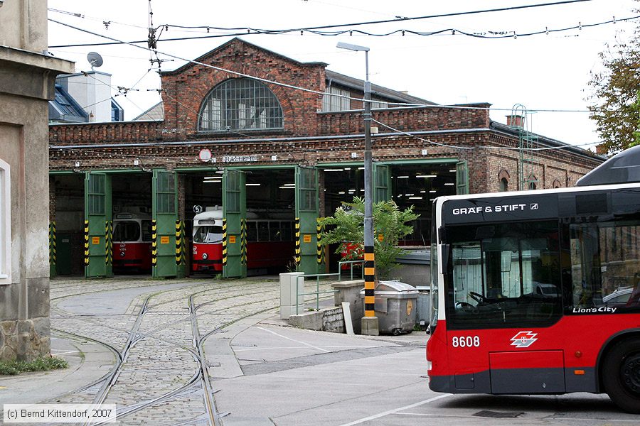 Wien - Straßenbahn - Anlagen
/ Bild: wienanlagen_bk0708110020.jpg