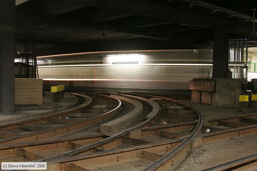 Wien - Straßenbahn - Anlagen
/ Bild: wienanlagen_bk0809150130.jpg