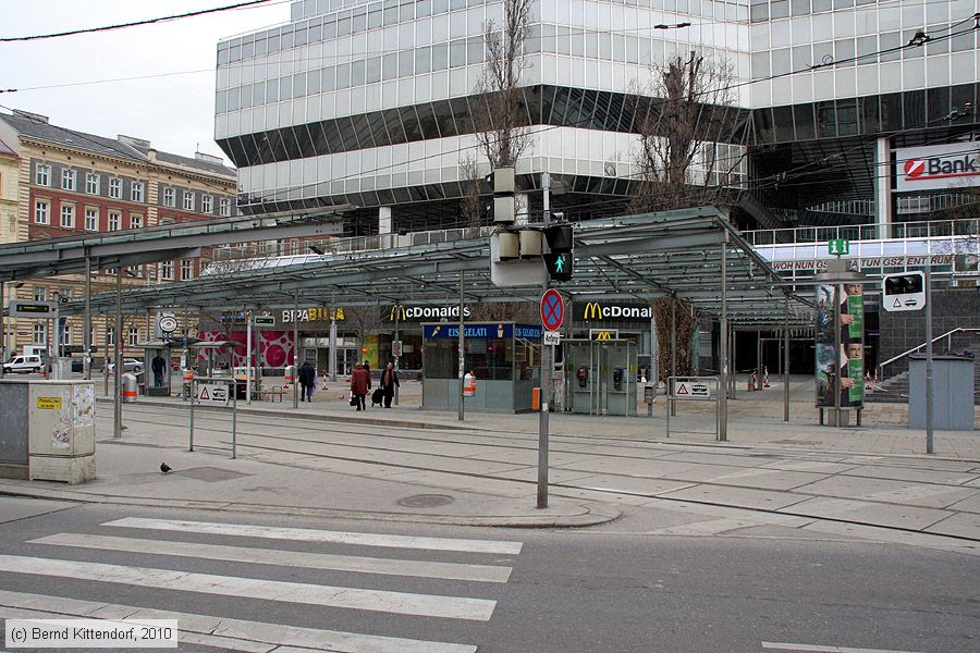 Wien - Straßenbahn - Anlagen
/ Bild: wienanlagen_bk1002260123.jpg