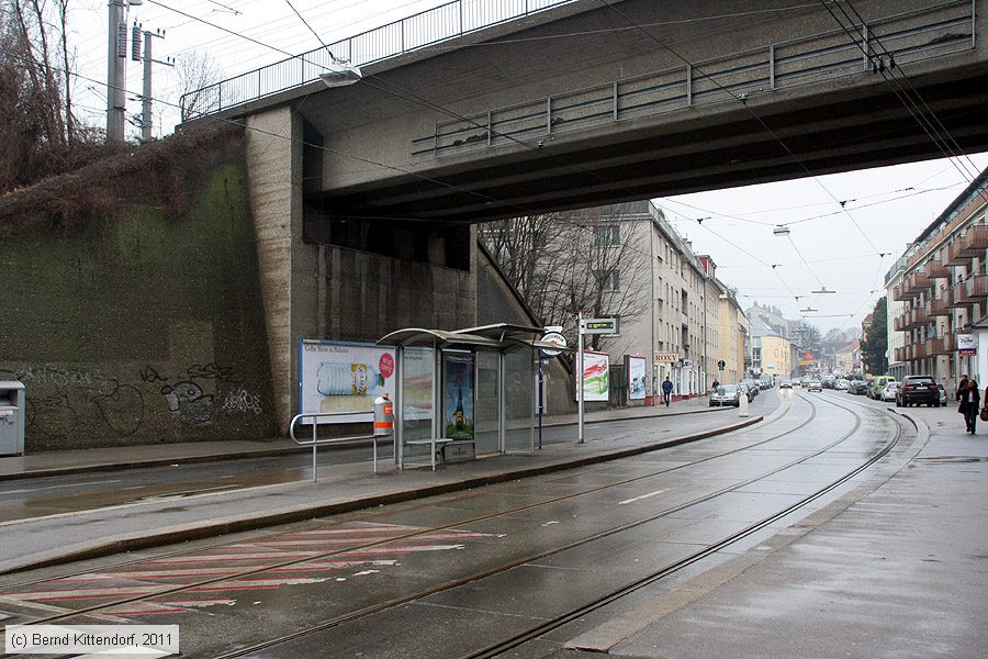 Wien - Straßenbahn - Anlagen
/ Bild: wienanlagen_bk1103170050.jpg