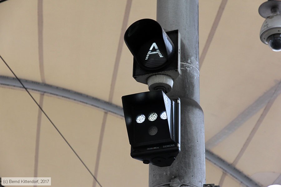 Wien - Straßenbahn - Anlagen
/ Bild: wienanlagen_bk1702230016.jpg