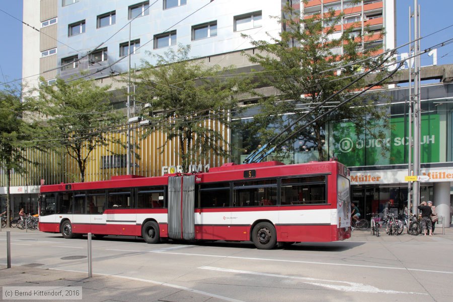 Salzburg - O-Bus - 241
/ Bild: salzburg241_bk1608170303.jpg