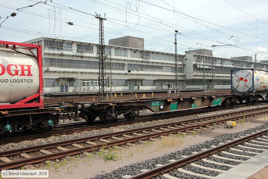 B-IFB - 33884554502-3
/ Bild: bifb338845545023_bk1506250089.jpg