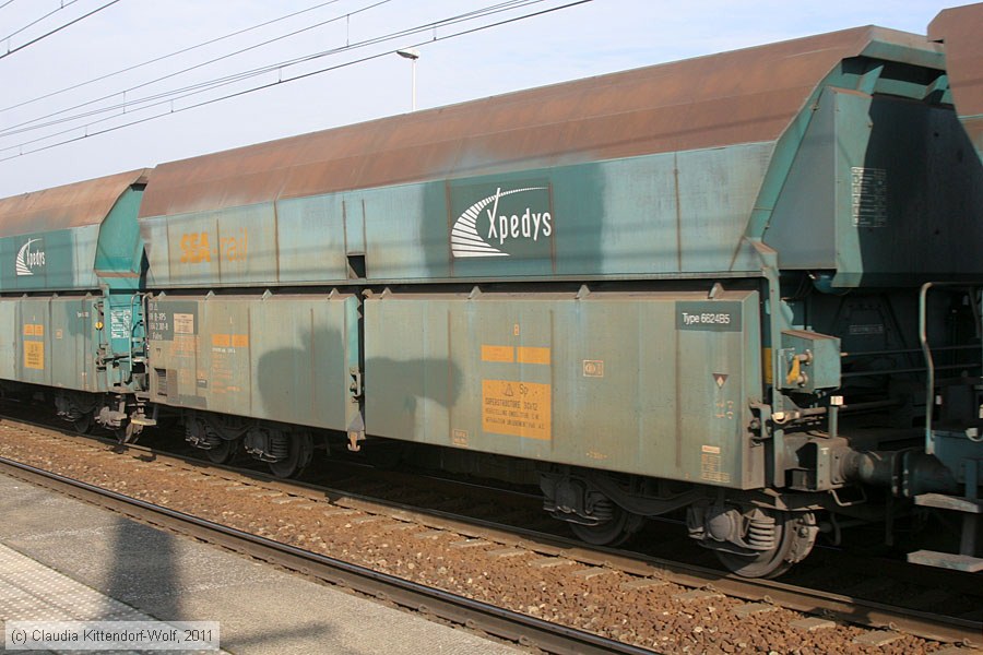 B-XPS - 83886642301-8
/ Bild: bxps838866423018_cw1102220243.jpg B-XPS - 83886642301-8
/ Bild: bxps838866423018_cw1102220243.jpg