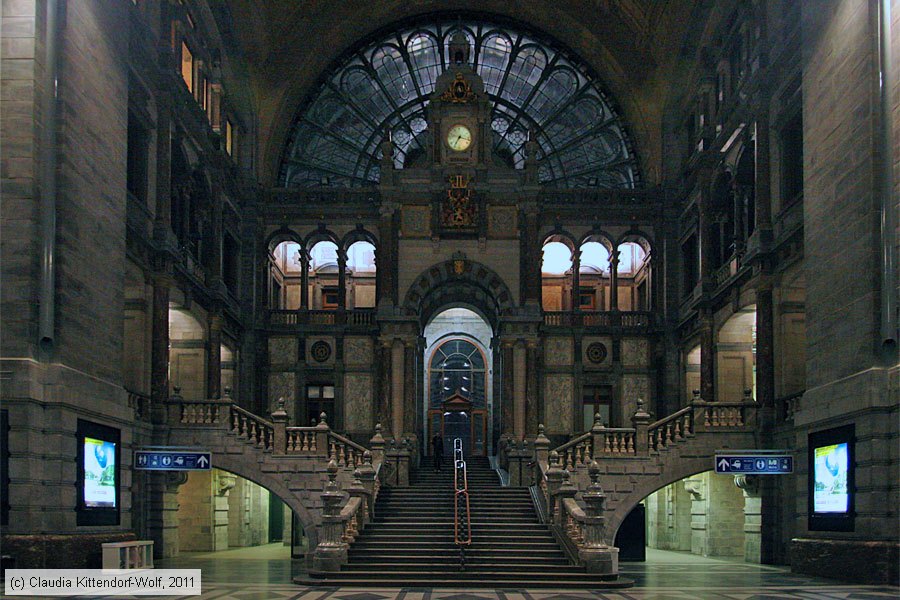 Bahnhof Antwerpen Centraal
/ Bild: bfantwerpencentraal_cw1102210443.jpg