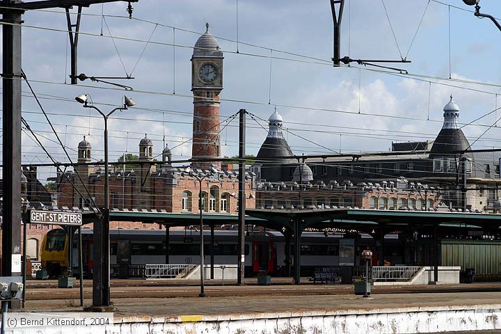 Bahnhof Gent Sint-Pieters
/ Bild: bfgentstpieters_e0008604.jpg
