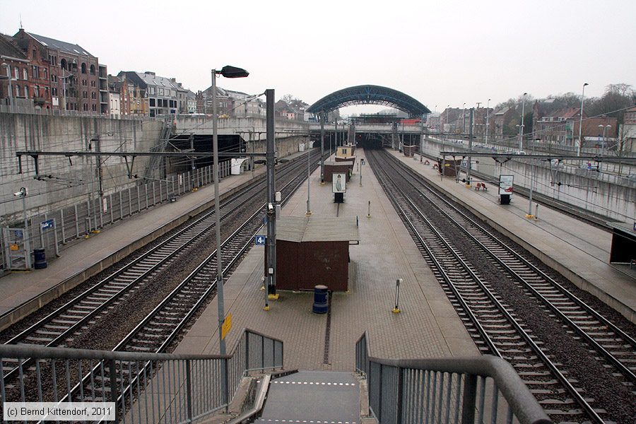 Bahnhof Halle
/ Bild: bfhalle_bk1102230242.jpg
